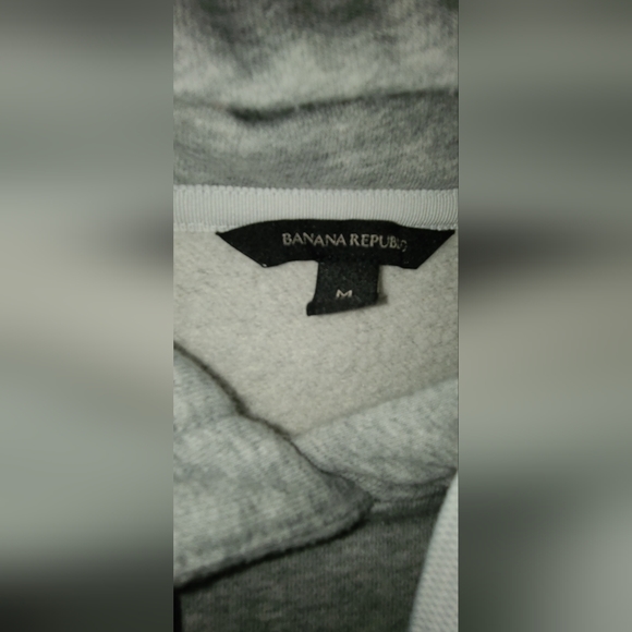 Banana Republic gray sweatshirt 💋‎ - Picture 6 of 8